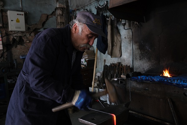 Foto - Yarım asırdır ekmeğini böyle kazanıyor