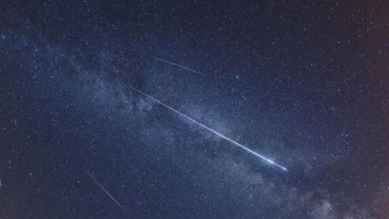 Foto - Yarım asırlık uzay çöpü dünyaya iniyor