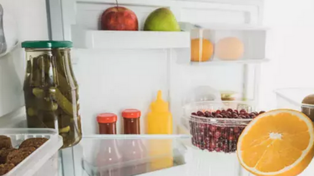 Foto - Yarım limon bakın neye iyi geliyor: Limonu buzdolabında saklarsanız ne olur? Gün boyunca sadece deneyin
