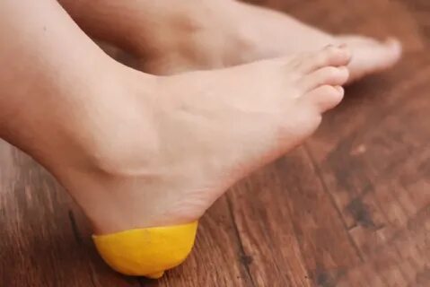 Foto - Yarım limonu topuğunuza sürüp bekleyin! Gördüğünüz etkiye inanamayacaksınız