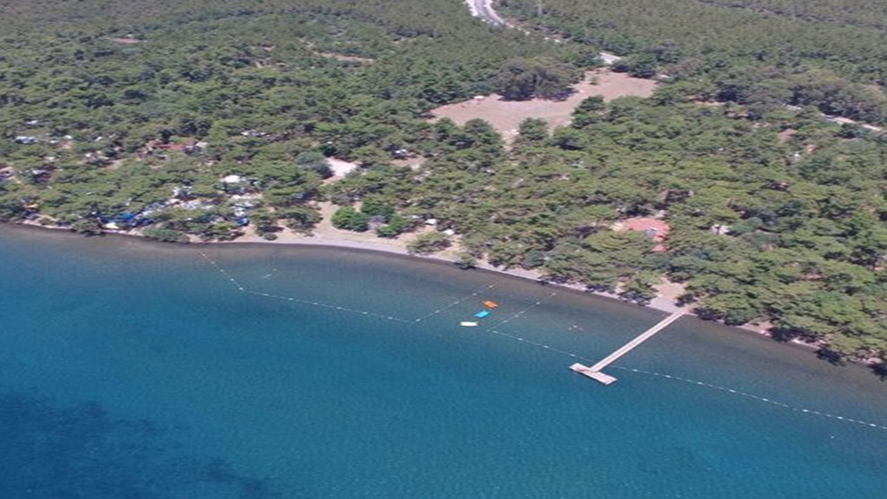 Foto - Yarım milyon kişi o ilçedeki özel alanın kapısına dayandı: Ne yapıp edip içeri girmek istiyorlar