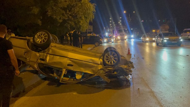 Foto - Yarışan otomobiller kaza yaptı