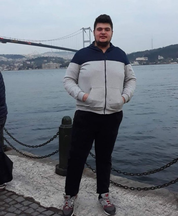 Foto - Yarışmaya katılmak için öyle bir şey yaptı ki... Şimdi hastane hastane dolaşıyor! Gaza gelmiş! Ne yaptın sen be Serkan 