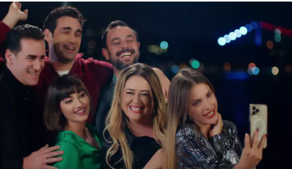 Foto - Yasak Elma'dan ayrılan ünlü oyuncu sonunda patladı! O sahne gerçekten saçmaydı, saygısızlıktı