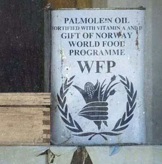 Foto - Yasak olmasına rağmen ortaya çıkardı! Nükleer gücü olan ülkede olay görüntüler