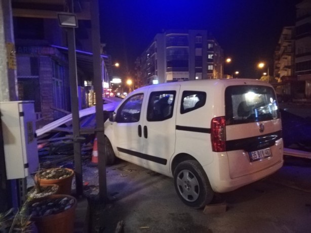 Foto - Yaşamı olumsuz etkiliyor! Şehirde fırtına