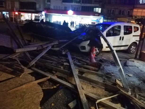 Foto - Yaşamı olumsuz etkiliyor! Şehirde fırtına