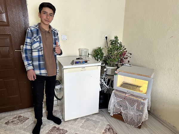 Foto - Yaşıtları oyun başından kalkmıyor! 15 yaşındaki genç bakın odasında ne yetiştirdi