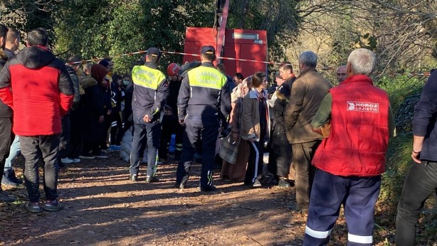 Foto - Yaşlı adam devrilen traktörün altında can verdi!
