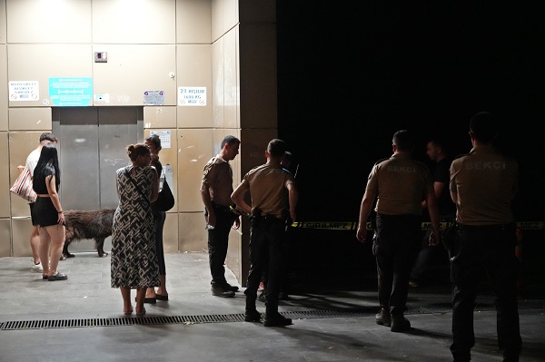 Foto - Yaşlı adamın feci ölümü! 50 metre yüksekten düştü