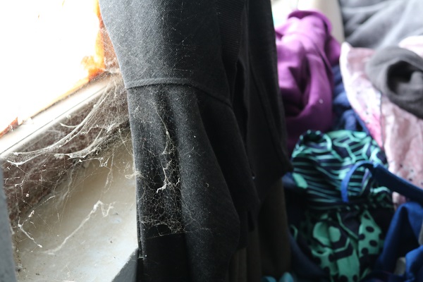 Foto - Yaşlı adamın içler acısı hali! Bir ev 8 senede bu hale nasıl gelir? 