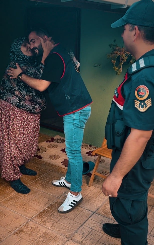 Foto - Yaşlı kadına öyle bir oyun yaptılar ki: Böyle dolandırıcılık şeytanın aklına gelmez!