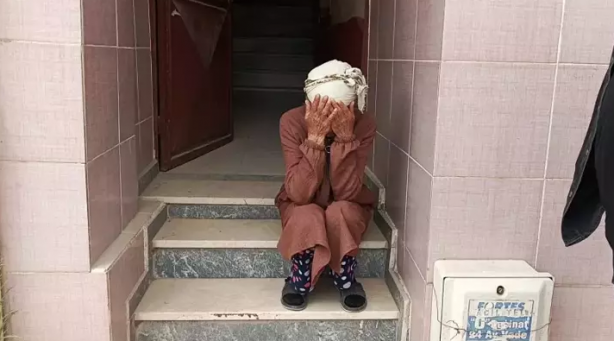 Foto - Yaşlı kadının yardım feryadı: 96 yaşındaki annesini böyle terk etti!