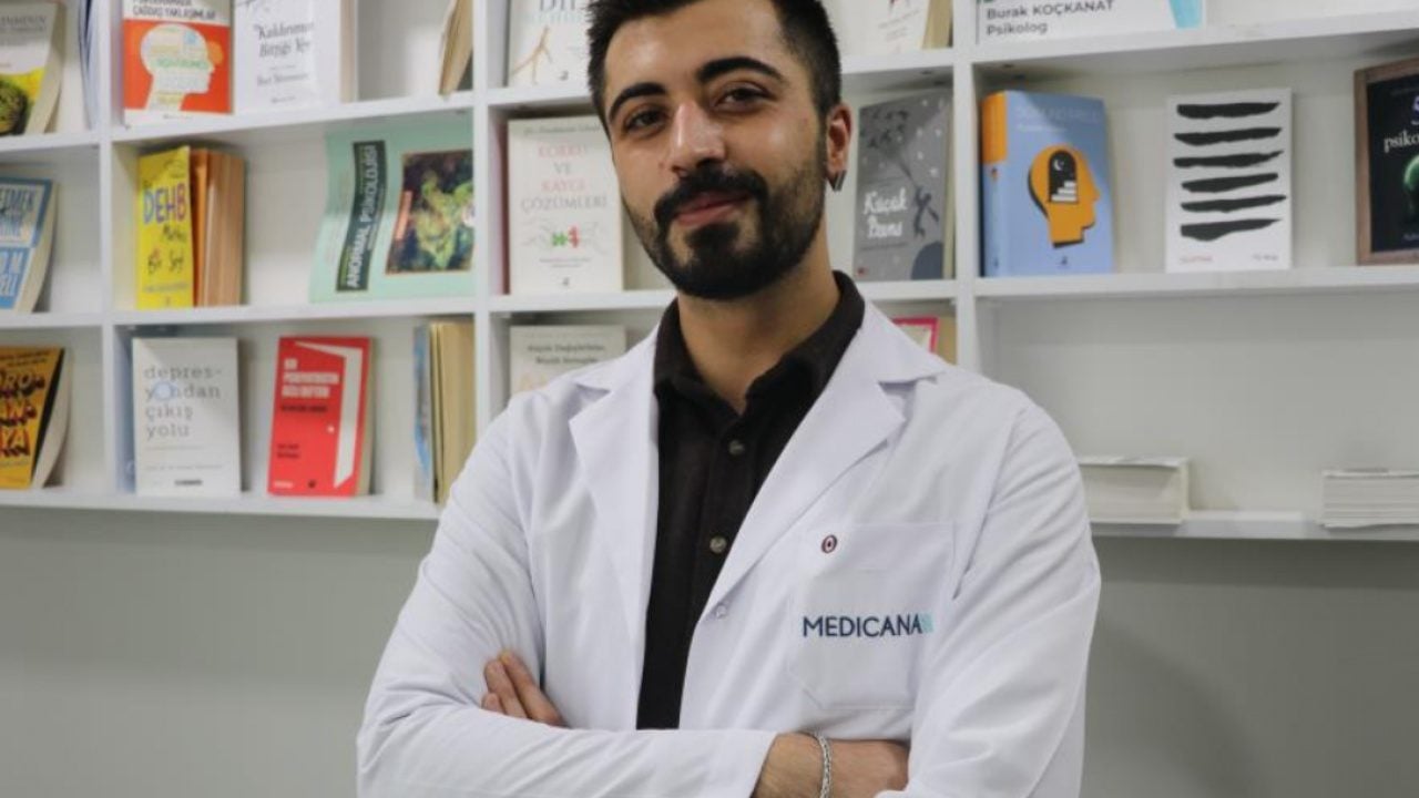 Foto - Yaşlılar gençleri tahtından ediyor: ‘Bırak şu telefonu artık’