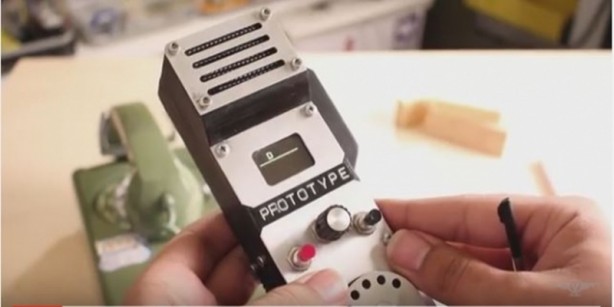 Foto - Yaşlılar için yapılan akıllara zarar telefon