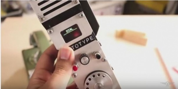 Foto - Yaşlılar için yapılan akıllara zarar telefon