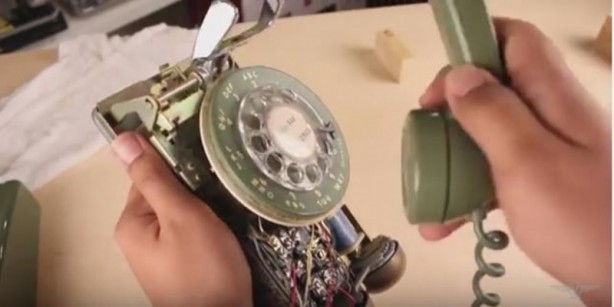 Foto - Yaşlılar için yapılan akıllara zarar telefon