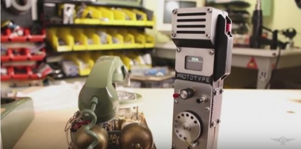 Foto - Yaşlılar için yapılan akıllara zarar telefon