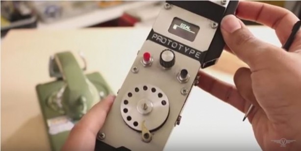 Foto - Yaşlılar için yapılan akıllara zarar telefon