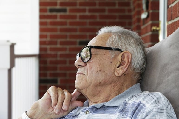 Foto - Yaşlılar neden daha az uyuyor?