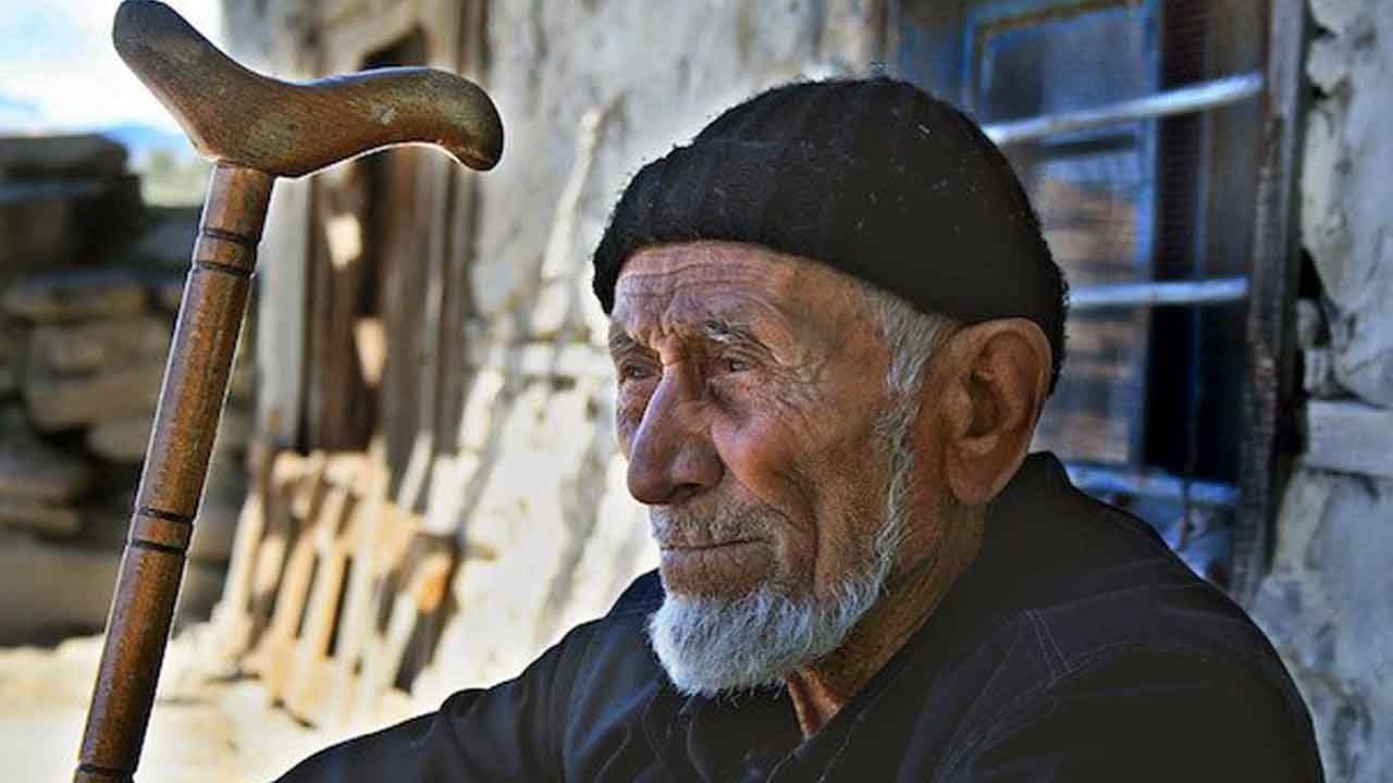 Foto - Yaşlılarımızın nüfus içerisindeki payı artıyor: Türkiye’nin toplumsal yapısı grileşiyor!