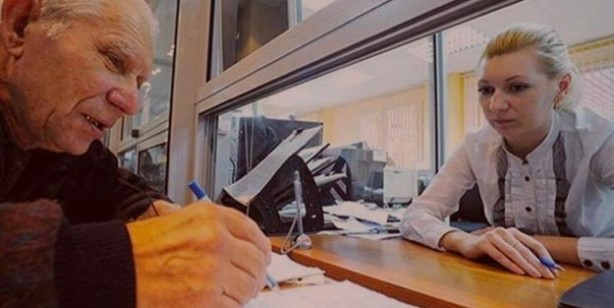 Foto - Yaşlılık aylığını kimler alır? 65 yaş aylığı alma şartları
