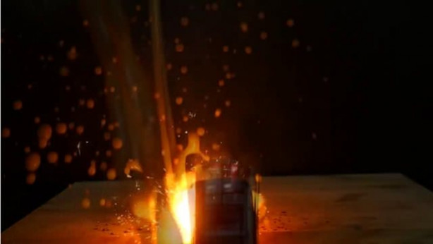 Foto - Yavaşlatılmış kamerayla çektiler! Maytap geçirip ateşe verdiler!