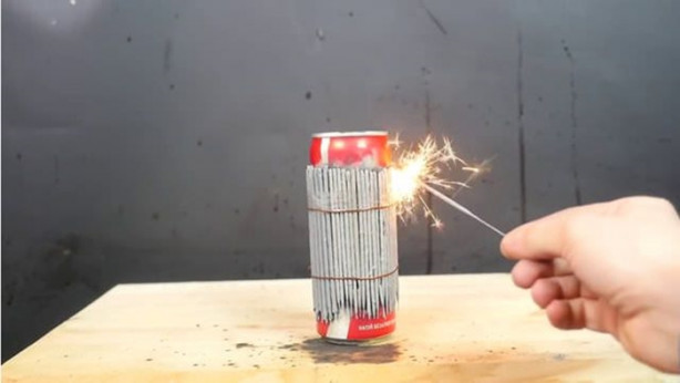 Foto - Yavaşlatılmış kamerayla çektiler! Maytap geçirip ateşe verdiler!