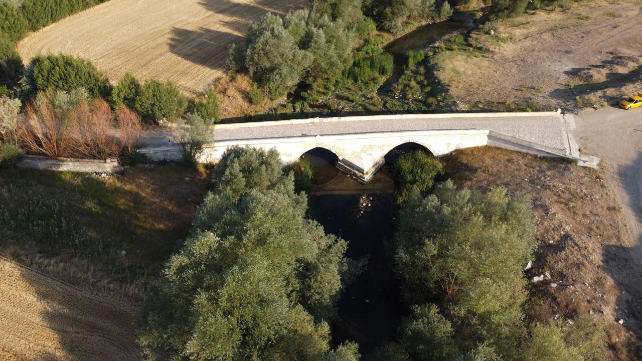 Foto - Yavuz Sultan Selim yaptırdı! Tarihi köprü 5 asır sonra böyle görüntülendi