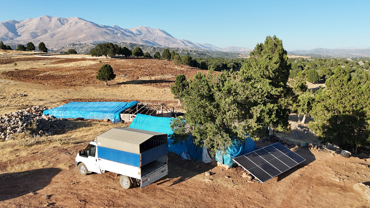 Foto - Yaylalarda hayat değişti! Elektrik yoktu, güneş çare oldu