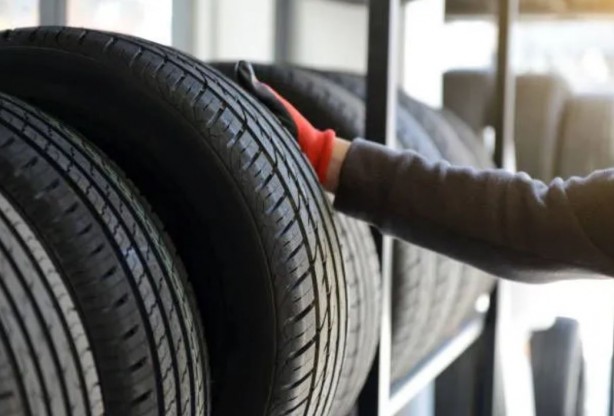 Foto - Yaz lastiği fiyatları cep yakıyor!