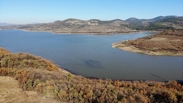 Foto - Yaz mevsiminde su seviyesi yüzde 8'e düşmüştü! Bayramiç Barajı'nda yüzleri güldüren artış