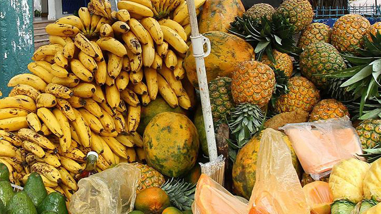 Foto - Yaz mevsimini kilo alarak tamamlamayın! Bu meyveler göründüğü kadar masum değil