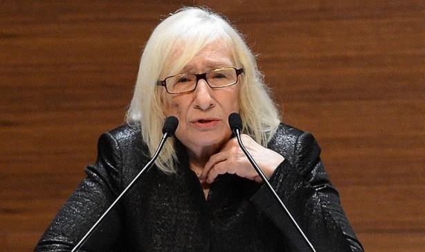 Yazar Alev Alatlı son röportajında söylediği sözlerle hafızalara kazınmıştı: hangi lisanda canın sağ olsun var?