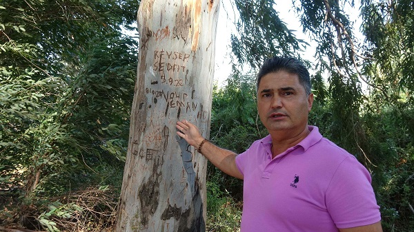 Foto - Yazı tahtasına çevirdiler! Muhtar çözümü böyle buldu