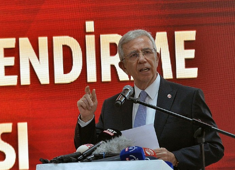 Foto - Yazık çok yazık! Mansur Yavaş'tan yeni skandal Emekliyi yarı yolda bıraktı!