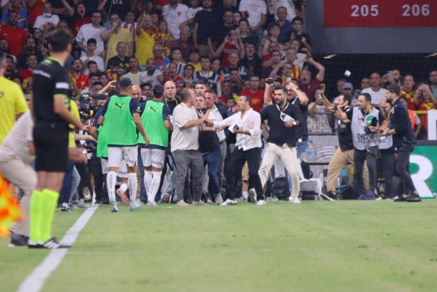 Foto - Yazılı açıklamada bulundu! Ali Koç'u yere seren adamdan yeni mesaj
