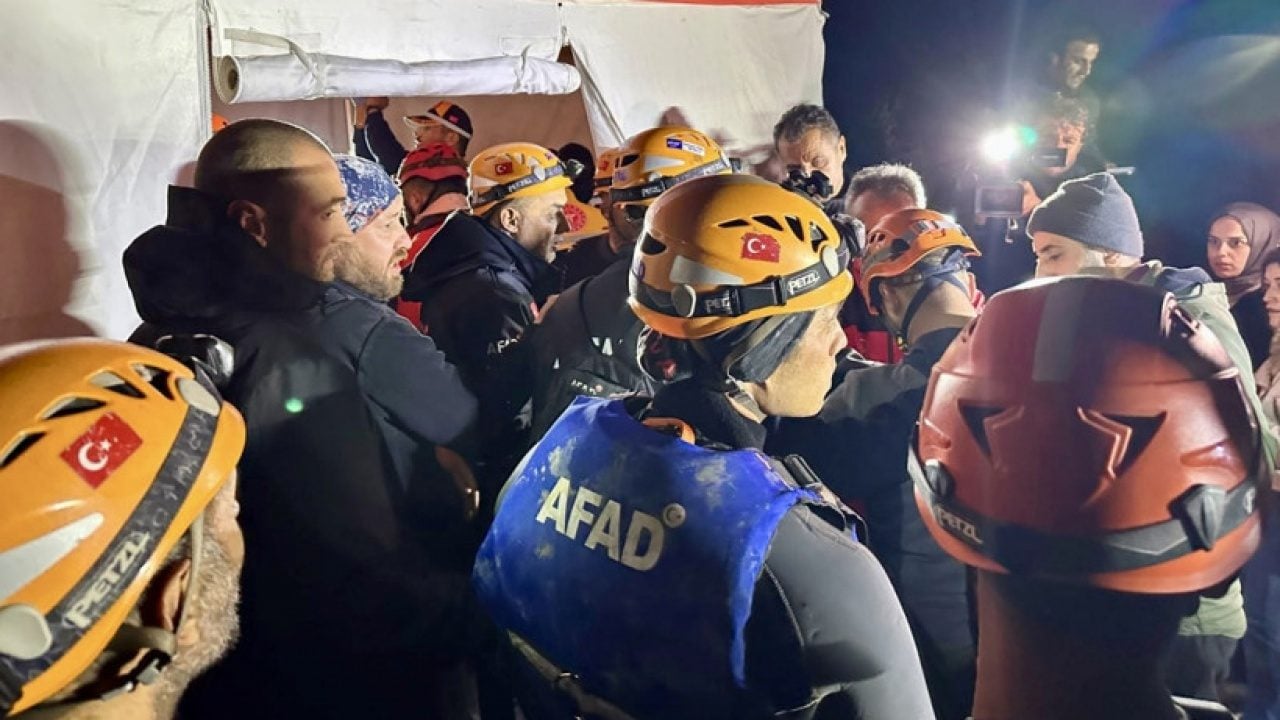 Foto - Yazılı Kanyon'da ecel eceliyle geldi! İHH ekibini taşıyan faciada kahreden detay!