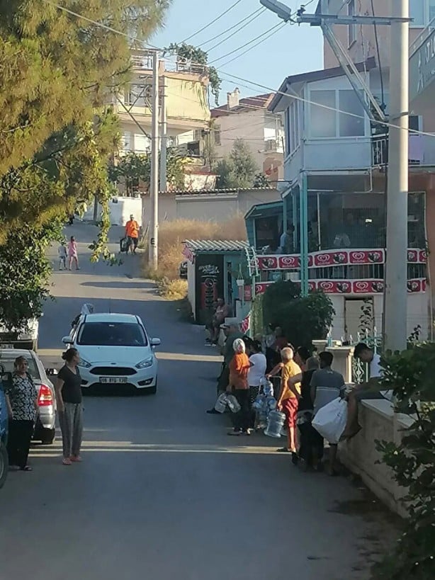 Yazın ortasında yaşananlara bakın! İzmir Dikili’de 90’lı yıllara dönüş