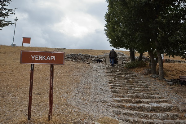 Foto - Yazının bir bölümü çözüldü! İşte Yerkapı Tüneli'nin sırrı