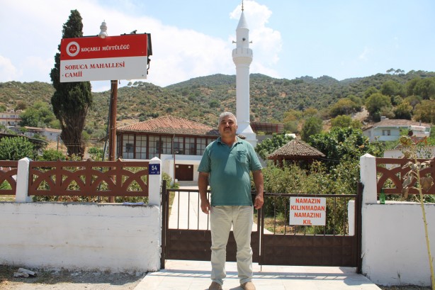 Foto - Yazıyı okuyan namaz kılmaya geliyor! İmamdan camiye dikkat çeken tabela