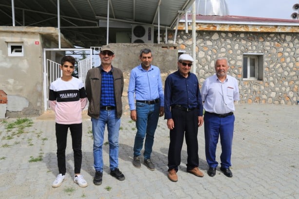 Foto - Yazları 9, kışları 20 ailenin yaşadığı bu köyden petrol fışkırıyor!