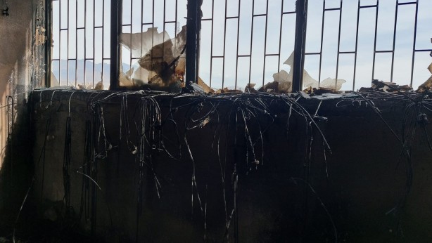 Foto - Yedek parça dükkanı alev aldı!