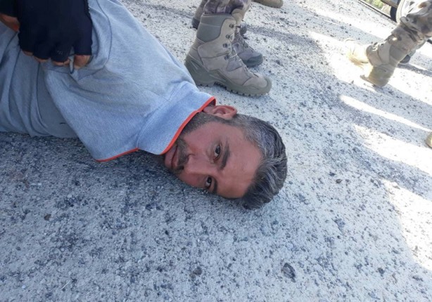 Foto - Yedi kişinin katili mezarlıkta saklanmış!