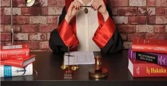 Foto - Yediği haltlar saymakla bitmiyor! Böyle hakime olmaz olsun
