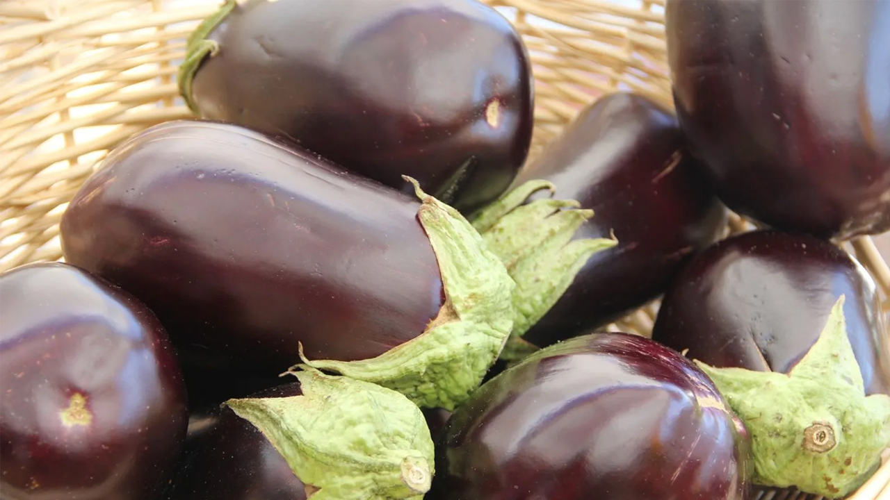 Foto - Yemeden önce buna dikkat edin! Patlıcan böyleyse ağzınıza sürmeden 2 kere düşünün