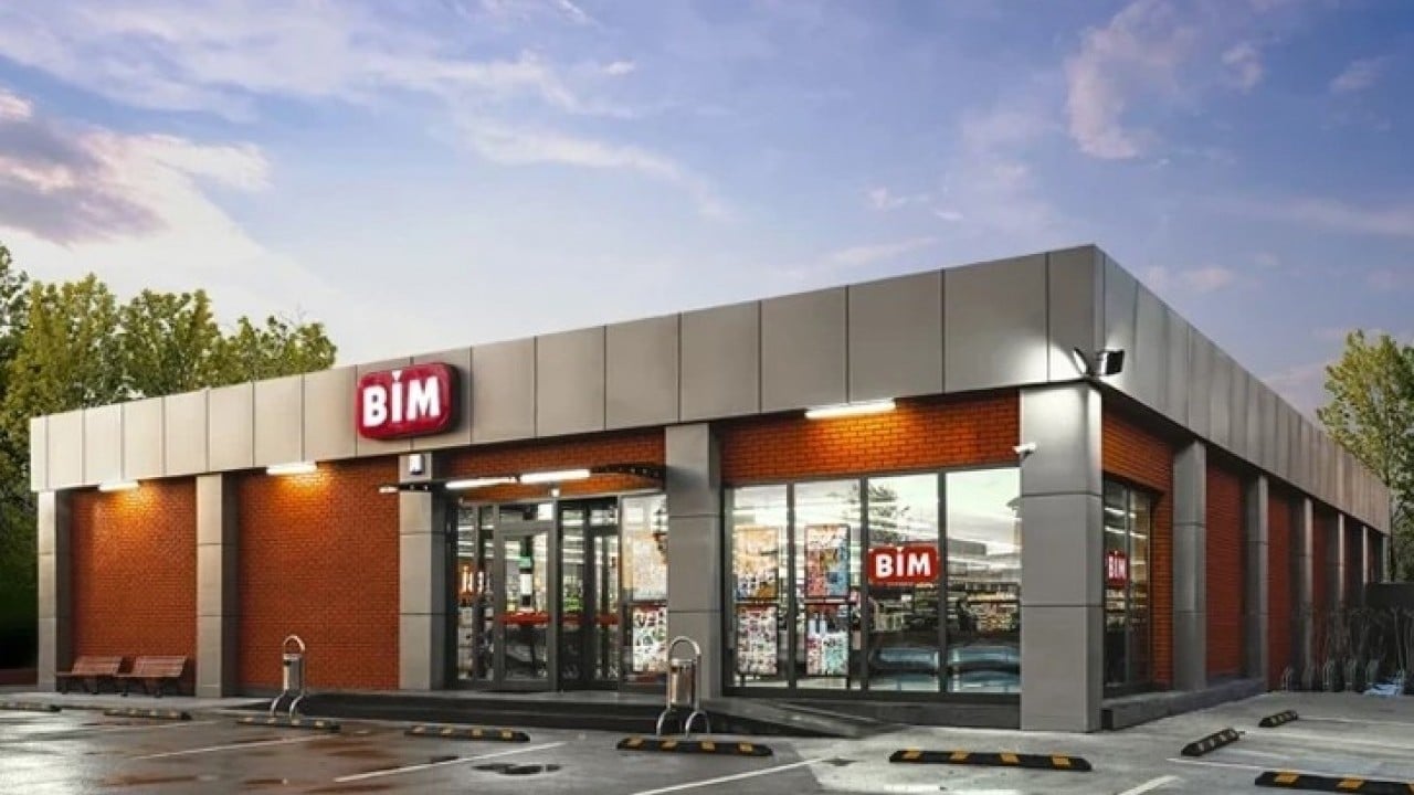 Yemek takımı, ayakkabılık, buharlı temizleme makinesi, çay makinesi geliyor! BİM 22 Eylül aktüel kataloğu yayımlandı