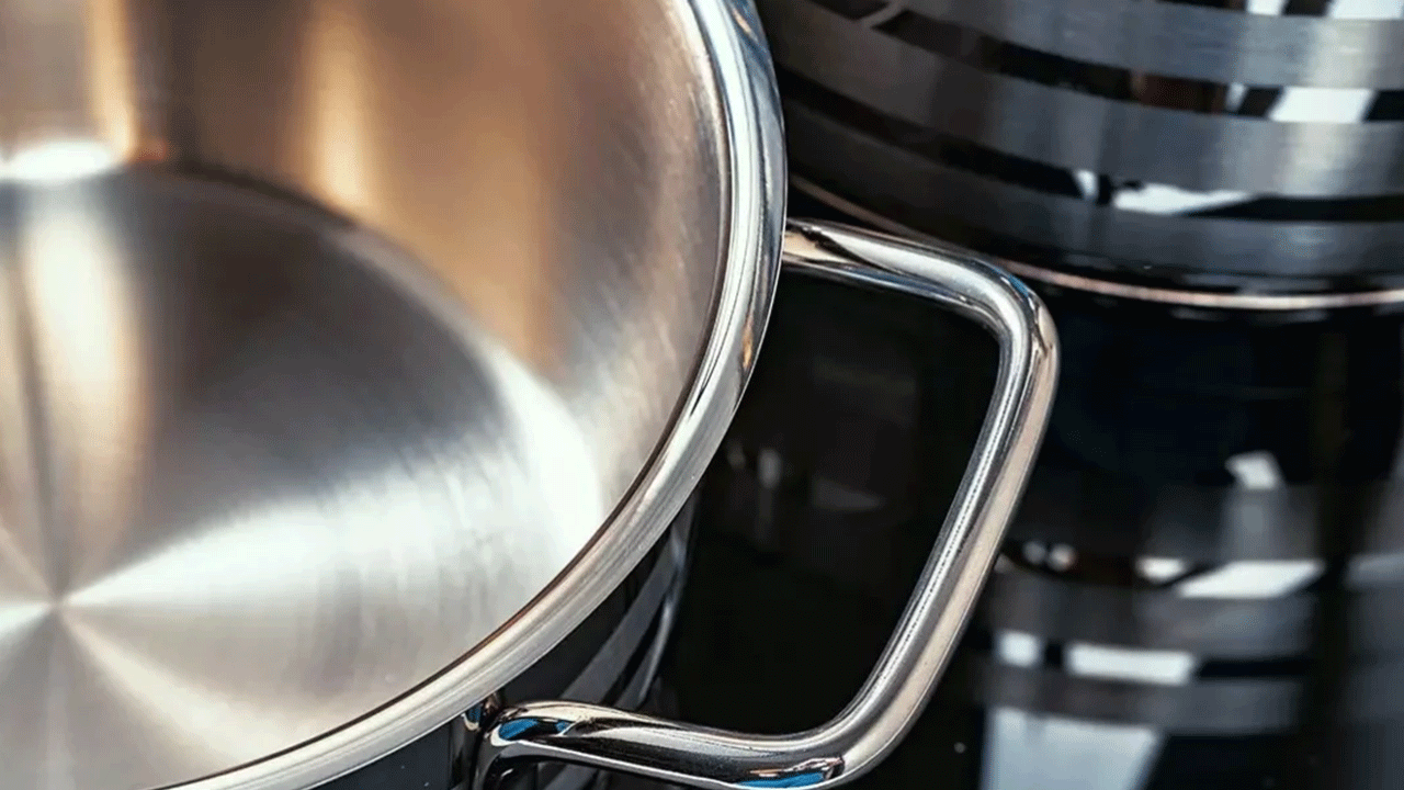 Foto - Yemek taşmasına son: Ağzına biraz sürün yeter!