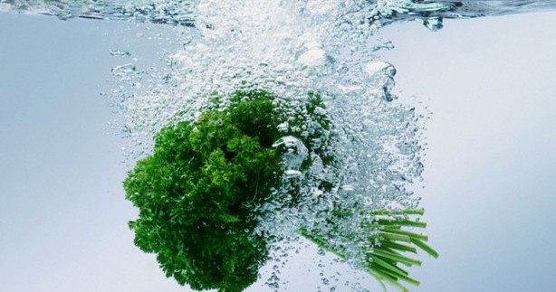 Foto - Yemeklere maydanoz ekleyenler dikkat! Eğer bunu yapmazsanız…