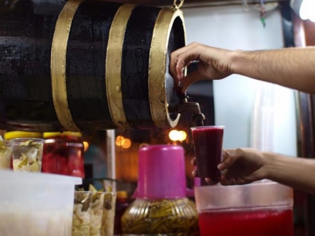 Foto - Yemeklerin yanında mutlaka için!